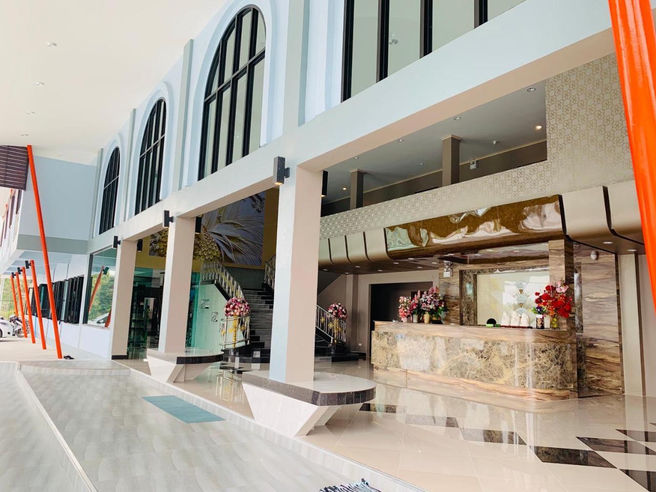 โรงแรมมาลินี Surin Εξωτερικό φωτογραφία