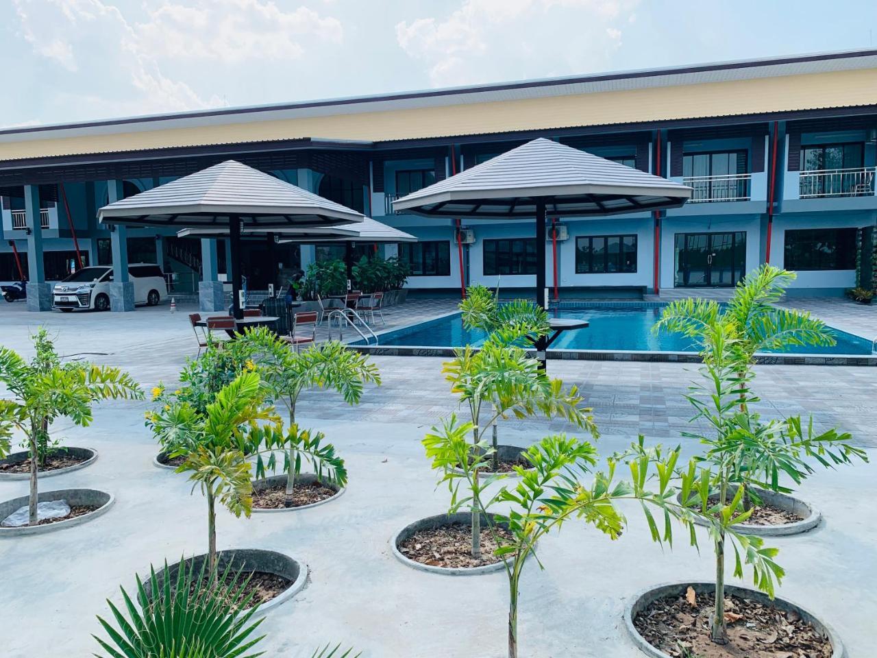 โรงแรมมาลินี Surin Εξωτερικό φωτογραφία